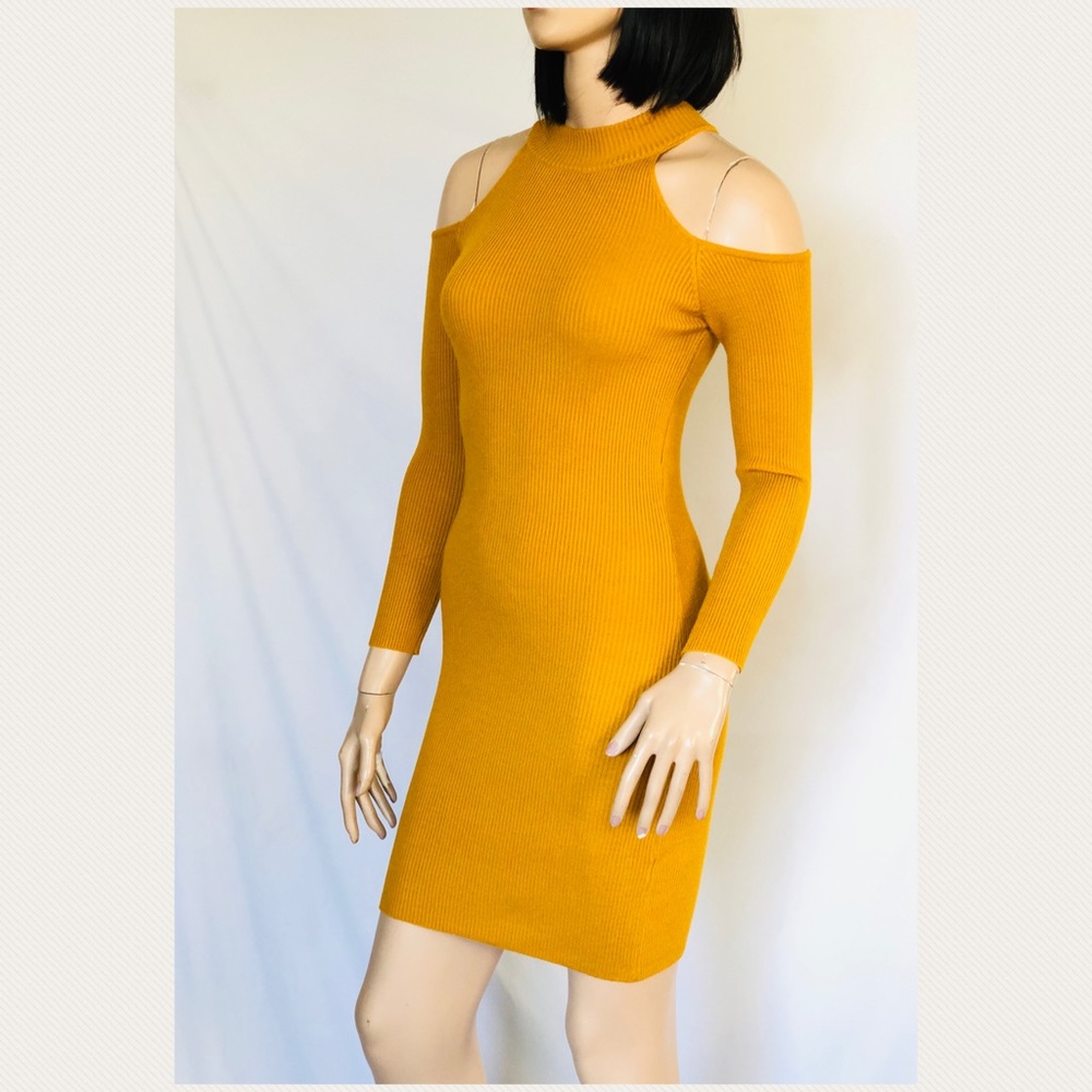 2️⃣PACK OPEN SHOULDER MINI DRESS